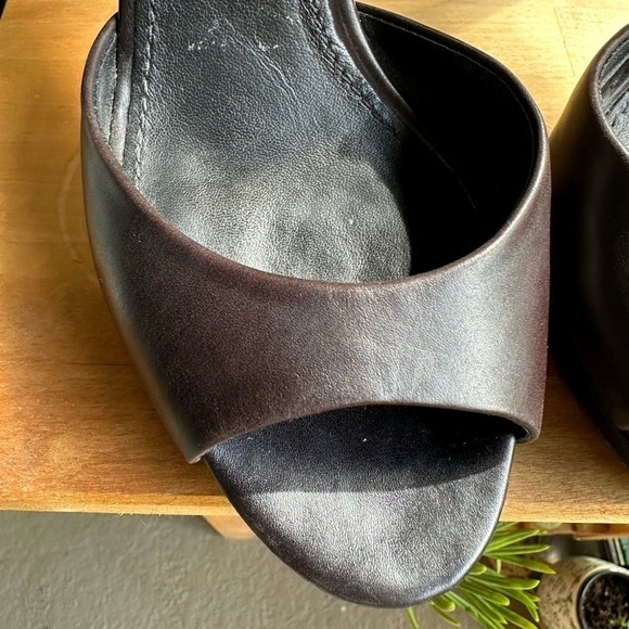 Brian Atwood D’Orsay Pumps size 7.5 - Picture 4 of 8